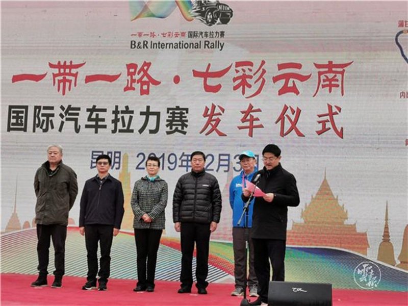 缅甸翡翠原石行情解读：珠宝界的瑰宝